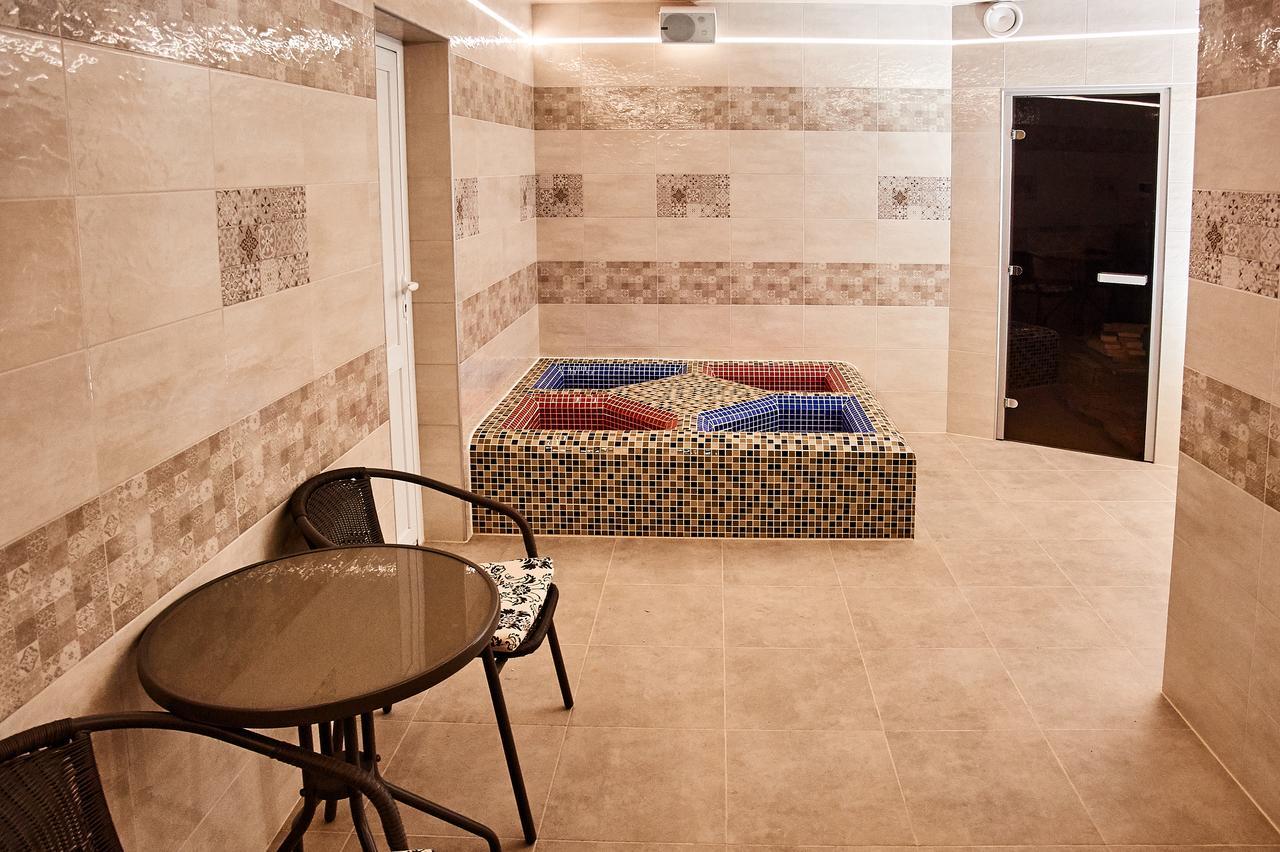 Апарт-Отель 5 Каминов Yasinya Exterior photo